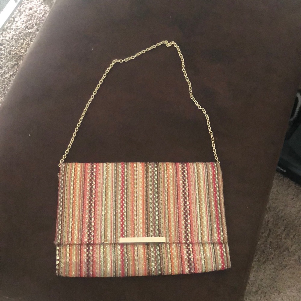Multicolored clutch